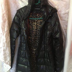 BLACK HIGH SHINE CROPPED PUFFER COAT